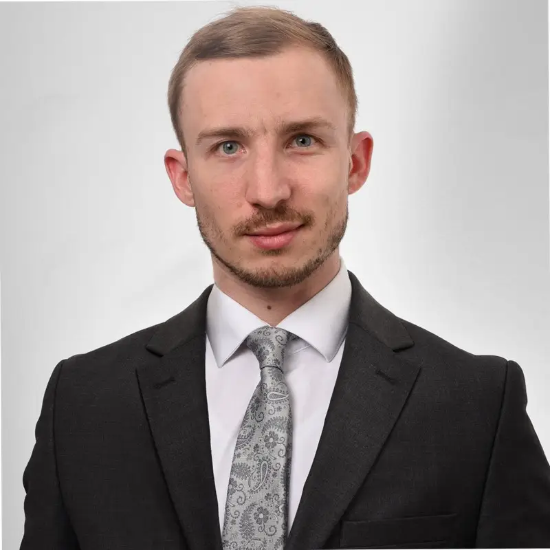 Olivier C. - International Financial Controller